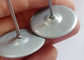 2 mm galwanizowane metalowe szpilki z stalowych kołdrówek stosowane do produkcji koców izolacyjnych