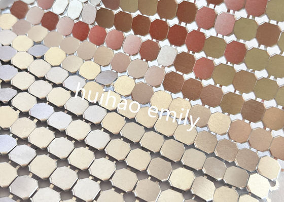 Aluminiowa moda metalowa draperia z płatków tkanin z różnych kolorów