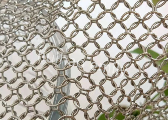 Ogrodzenie metalowe z siatką obrotową dla przegród restauracyjnych