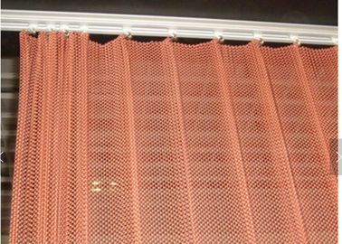 Aluminiowa kurtyna z siatki cewkowej z metalową szyną