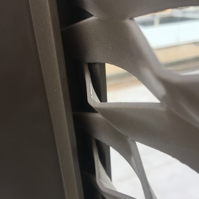 PVDF Coated Hook Up Frame Rozszerzona siatka metalowa do zewnętrznego panelu ściennego Curtan