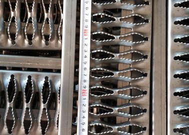 Zgalwanizowana stalowa architektoniczna siatka metalowa do siatki Grtp Strut