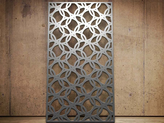 1220x3050mm Płytka aluminiowa z laserowo wyciętą siatką do płotu zewnętrznego