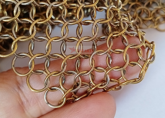 Zasłony z siatki metalowej o wymiarach 0,8 x 7 mm ze stali nierdzewnej Złoty kolor używany do dzielnika przestrzeni