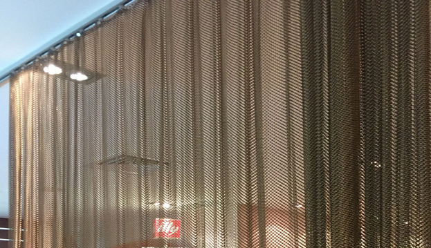 Space Divider Metal Coil Curtain, Drut Dia1.2mm Dekoracyjne metalowe łańcuszki Draperia